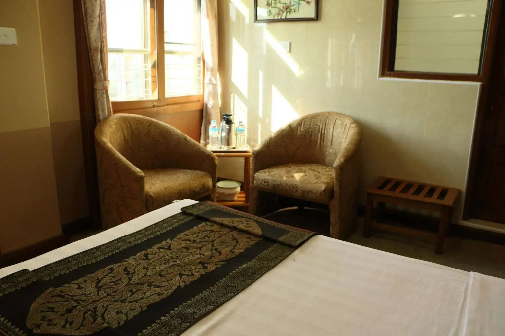 Royal City Hotel