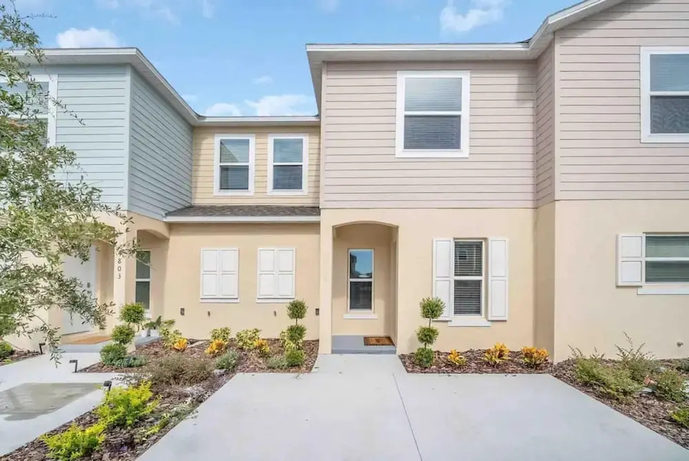 Super Boho Chic Stylish Blend Near Disney