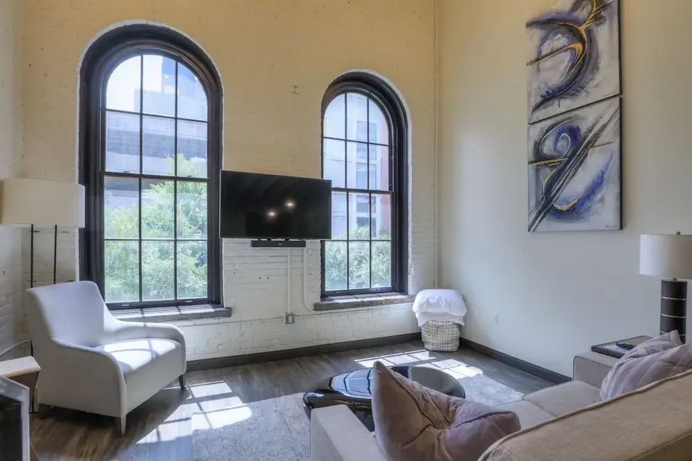 Studio 154 Hotel