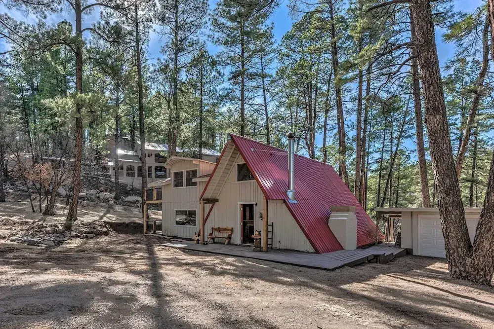 Ruidoso A-frame Cabin ~ 1 Mi to Grindstone Lake!