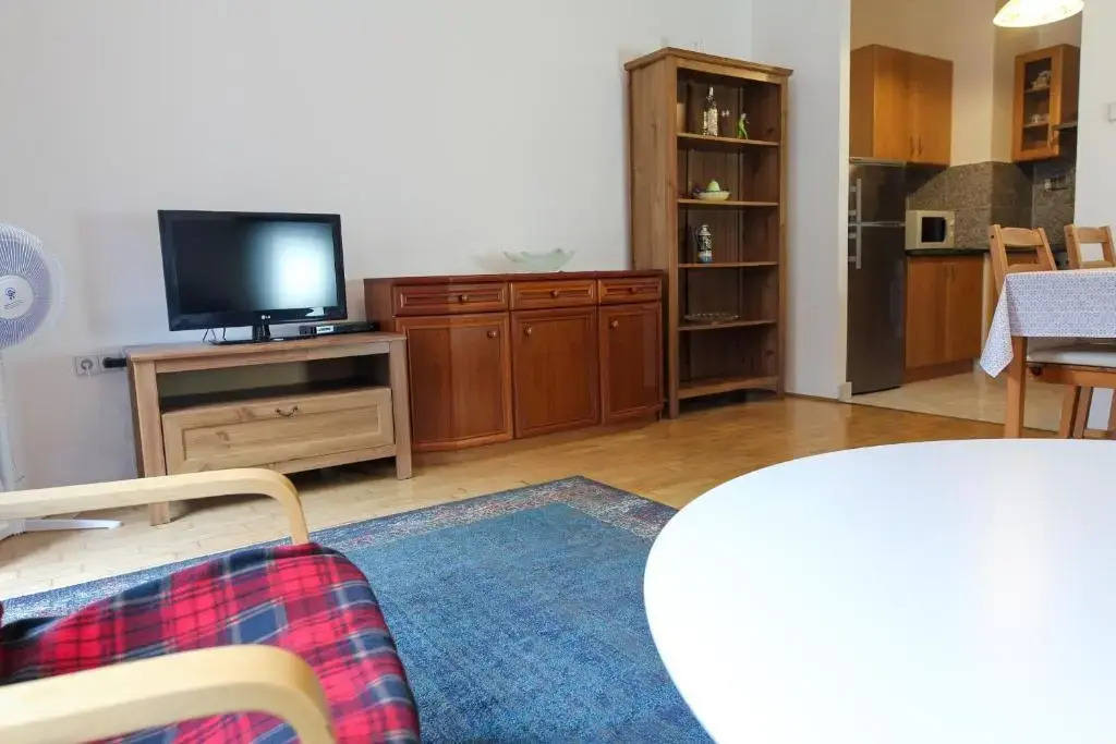ARTEMISIA Luxury Apartments BALCONY