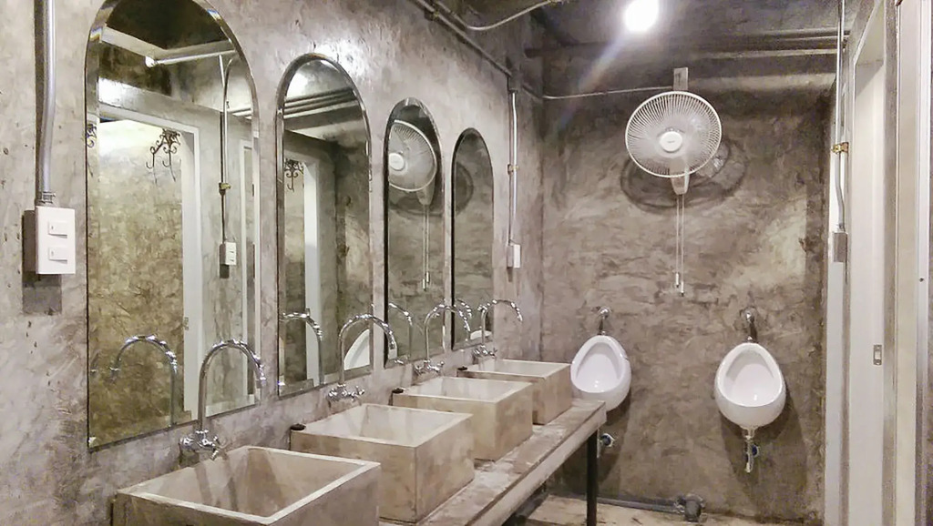 OYO 75332 VM1 Hostel