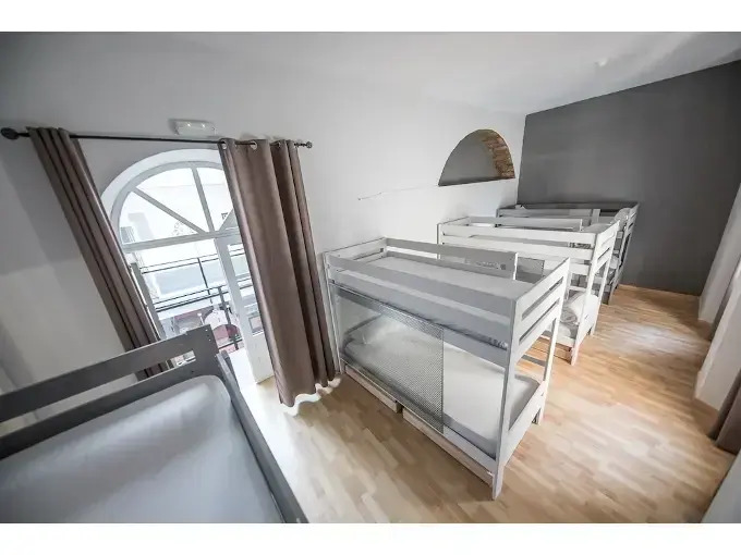 Factory Rooms Tarifa - Hostel