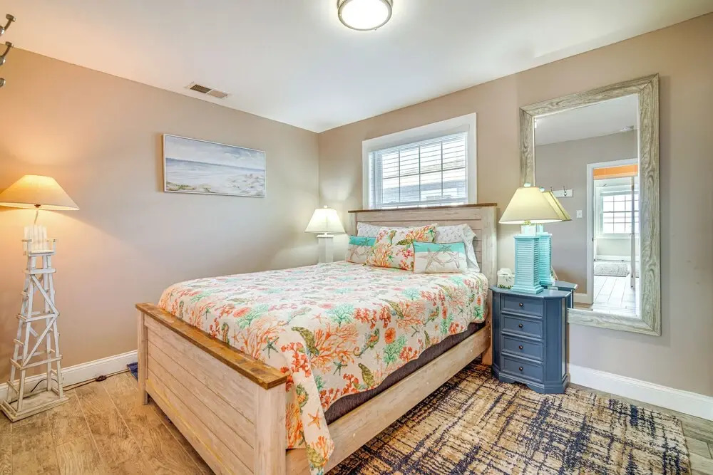 Bright Brigantine Townhome: Steps to Beach Access!