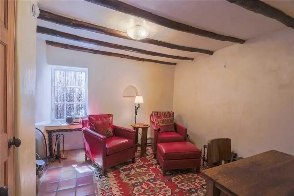 Camino Cabra - Two Bedroom Home