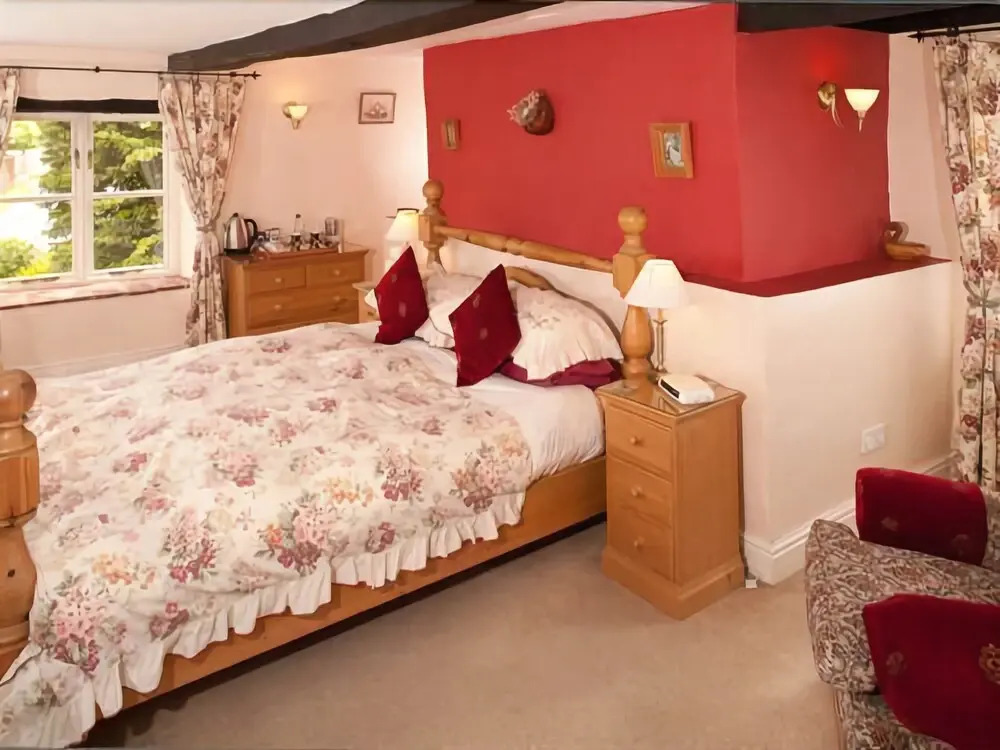 Yew Tree House - B&B