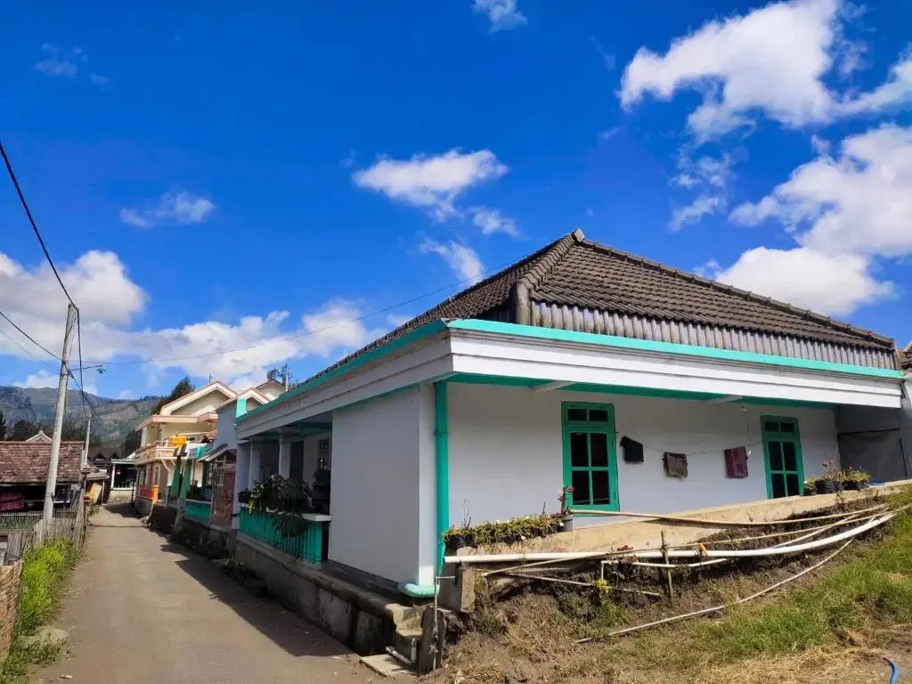 Homestay Wonotoro Asri 4 Gunung Bromo