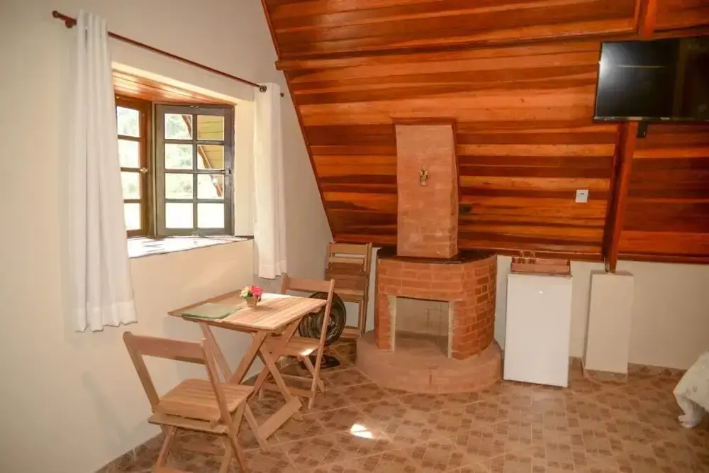 Villa das Palmeiras Chalés & Camping