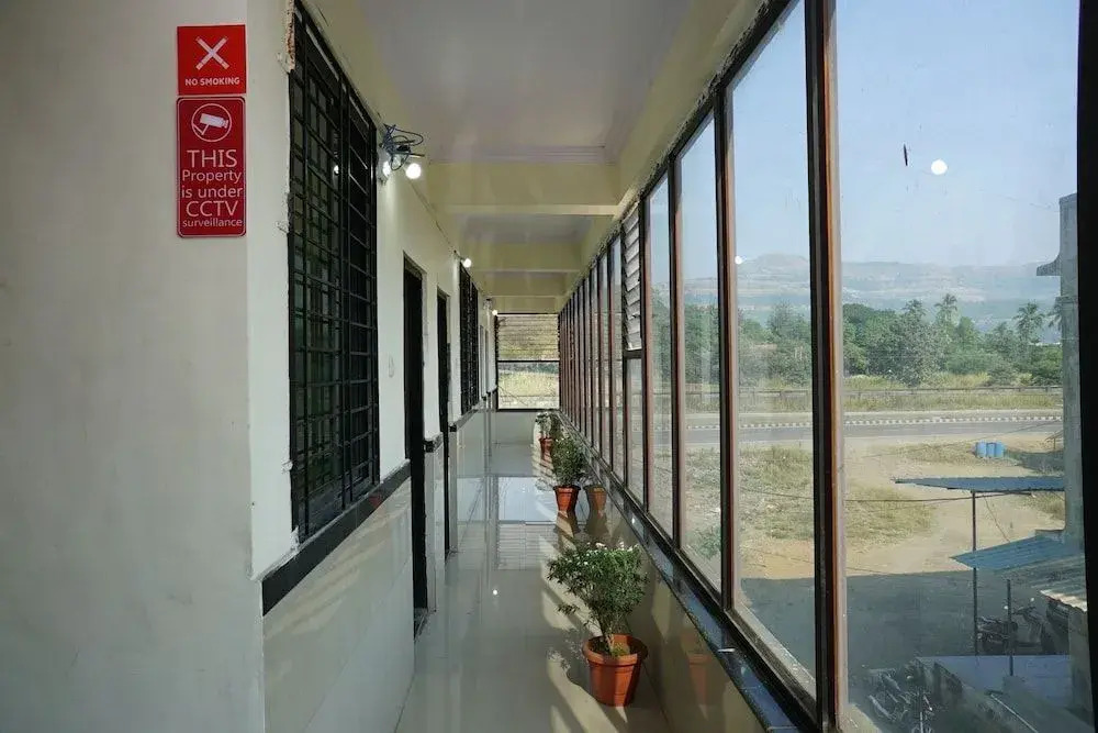 OYO 23078 Shahi Darbar