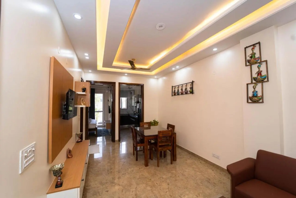 Lime Tree Two BHK Service Apartment Golf Course Road Gurgaon