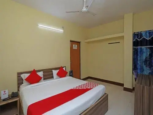 OYO 14666 Galaxy Guest House