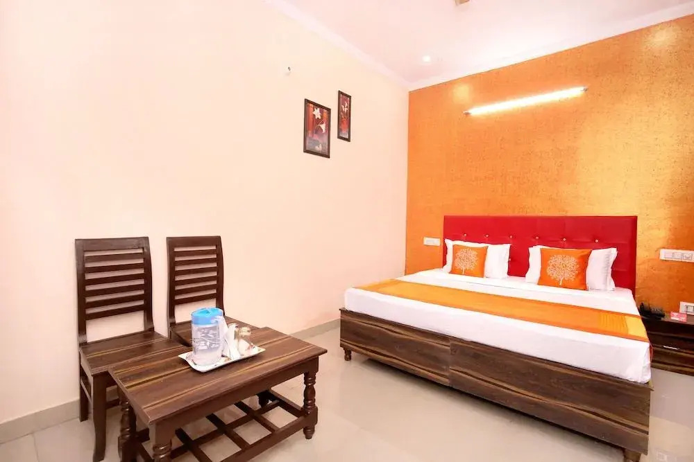 OYO 11653 Hotel Jasmine