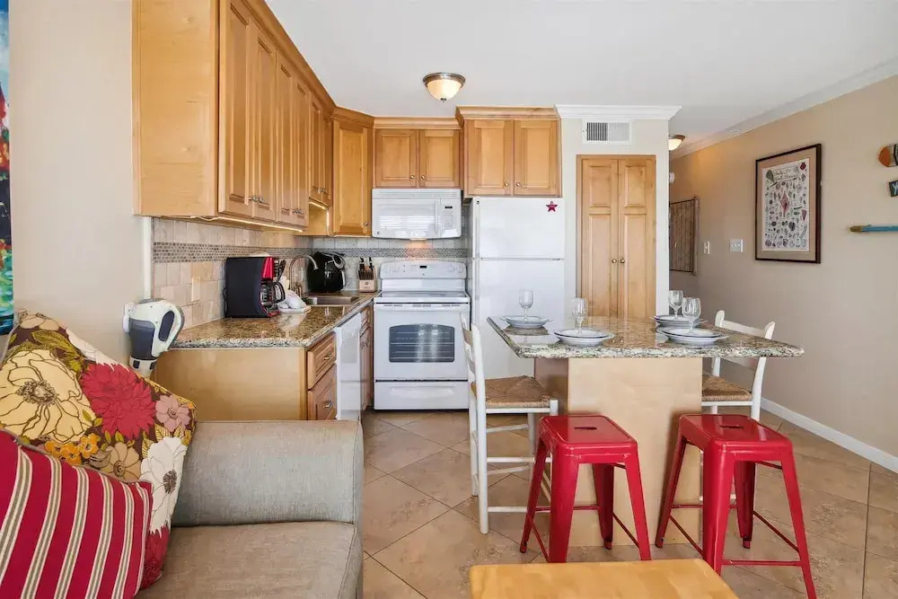 Abundant Relaxation by Ryson Vacation Rentals