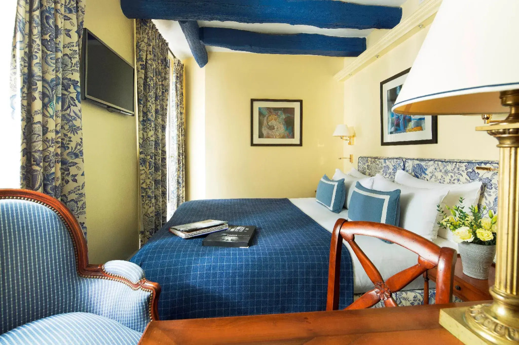Le Relais Montmartre