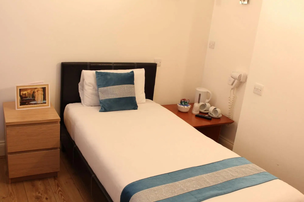Abbey Court Hotel - Hyde Park