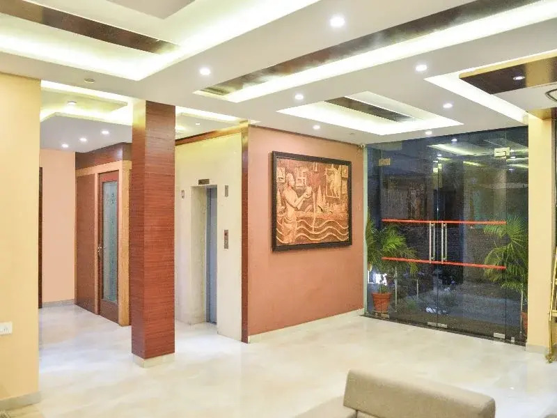 ZO Rooms Varanasi Cantt