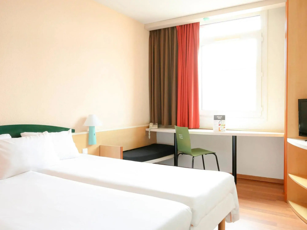 Ibis Irun