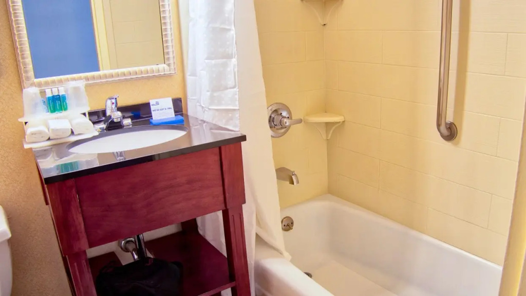 Comfort Inn Paramus - Hackensack