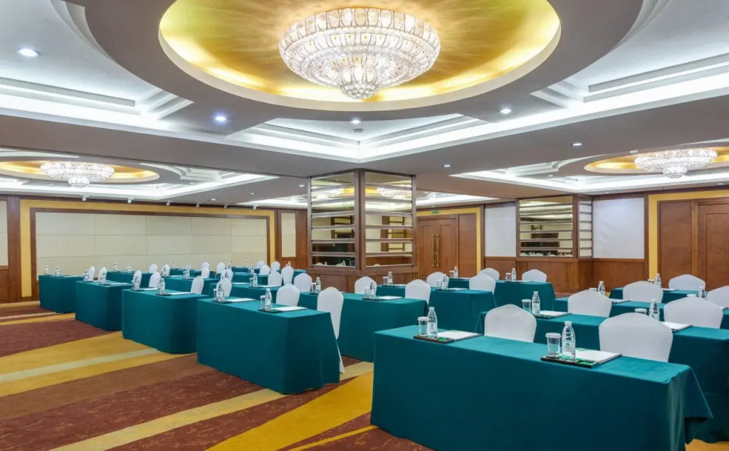 Holiday Inn Shenzhen Donghua by IHG