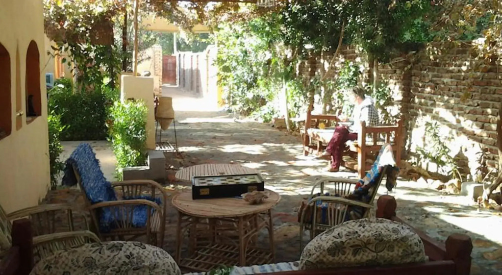 Nile Compound
