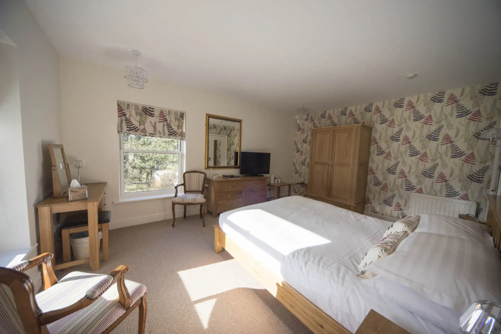 Ravenstone Lodge Country House Hotel
