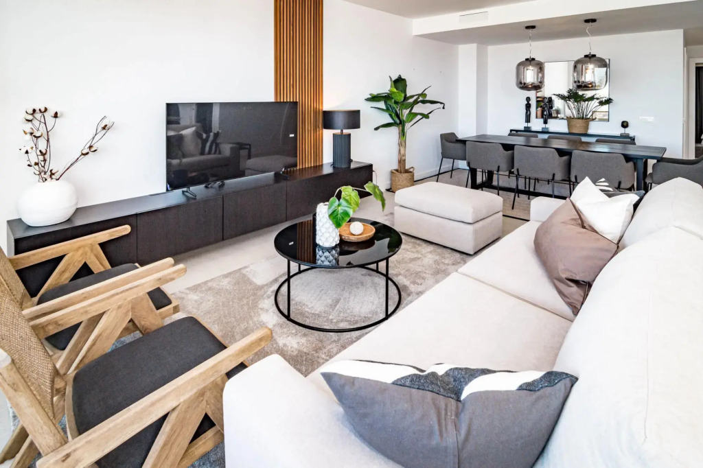 LME144A Spacious & luxury family home