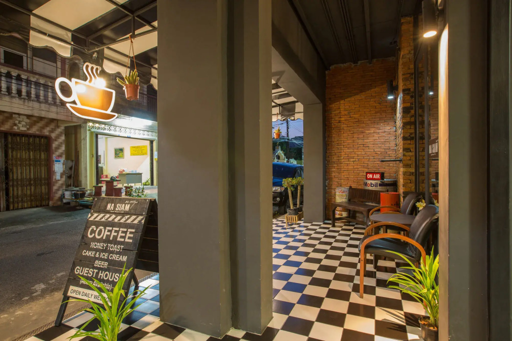 Na Siam Guesthouse