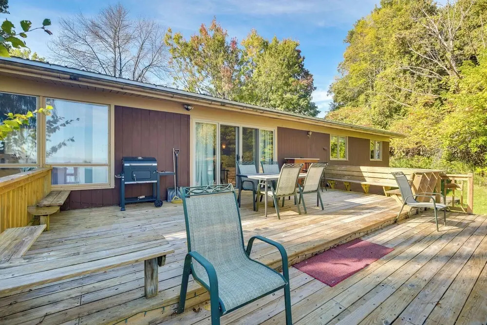 Lakefront Escape: Waterfront Lake Champlain Home