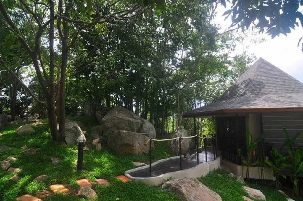 Lom Choi Villa