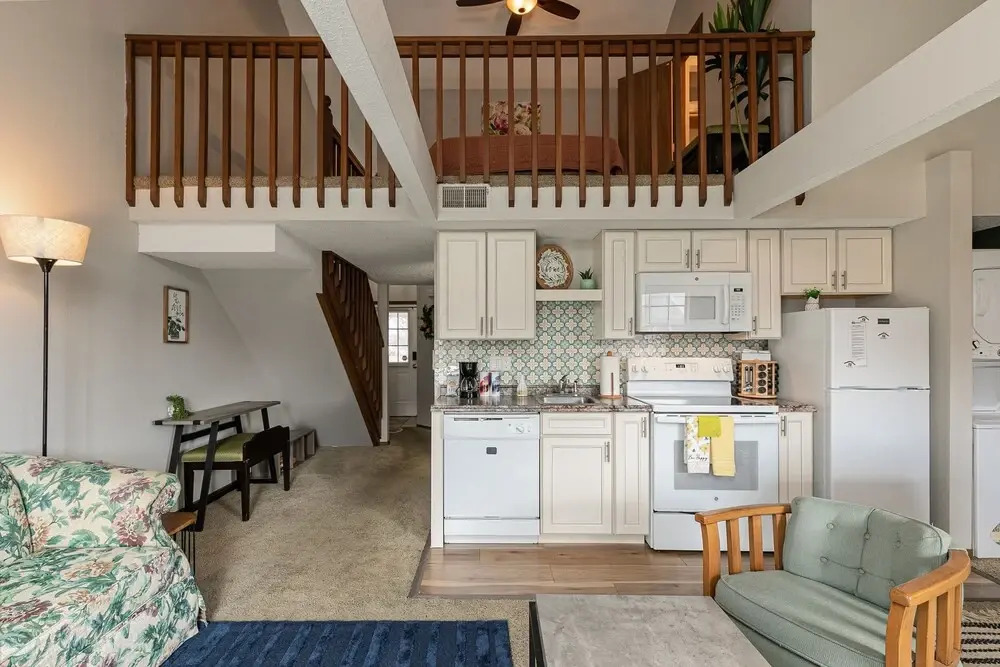 Green Meadow Getaway 2 Bedroom Condo