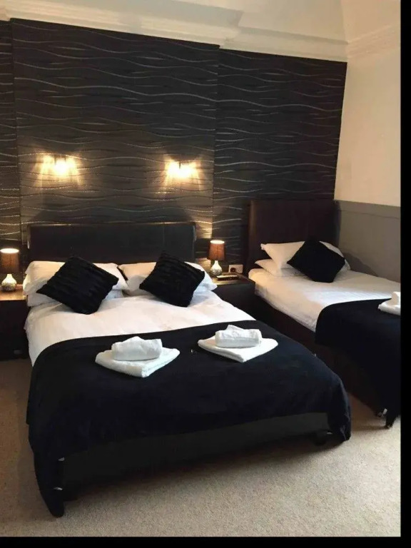 The Crown Hotel