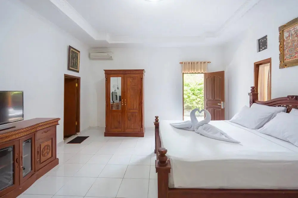 Tebluess Guesthouse Gianyar RedPartner