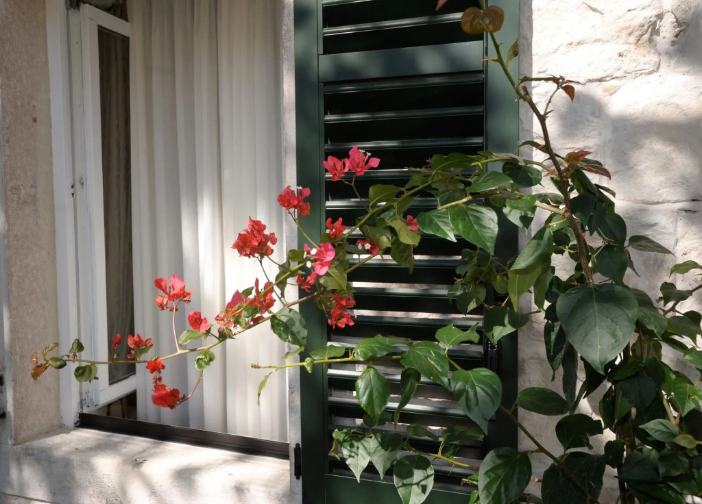 Lanterna Rooms
