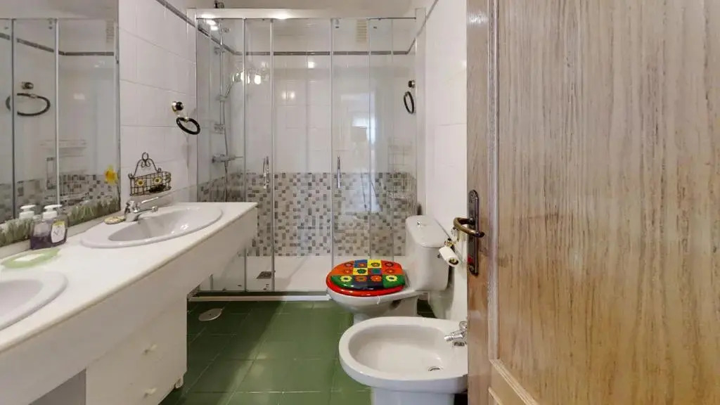 Friendly Flat