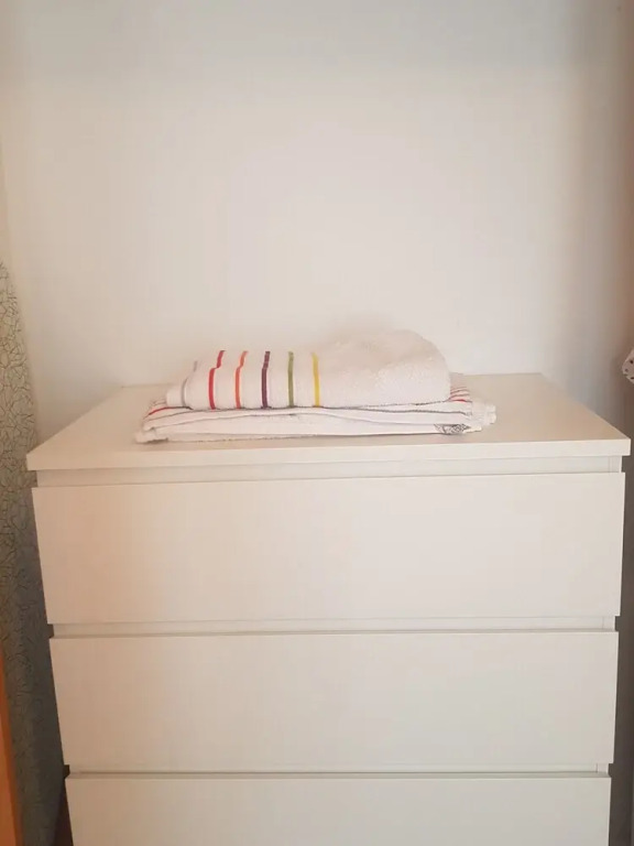 Stylish And Spacious 1 Bedroom Flat In Trendy Area