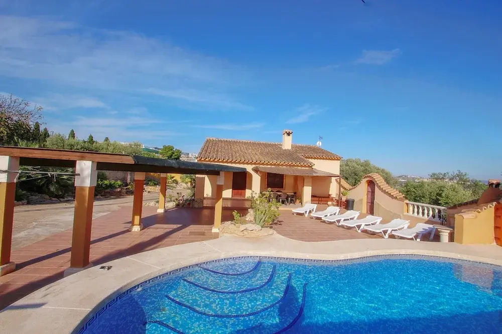 Pineda - modern, well-equipped villa with private pool in Costa Blanca