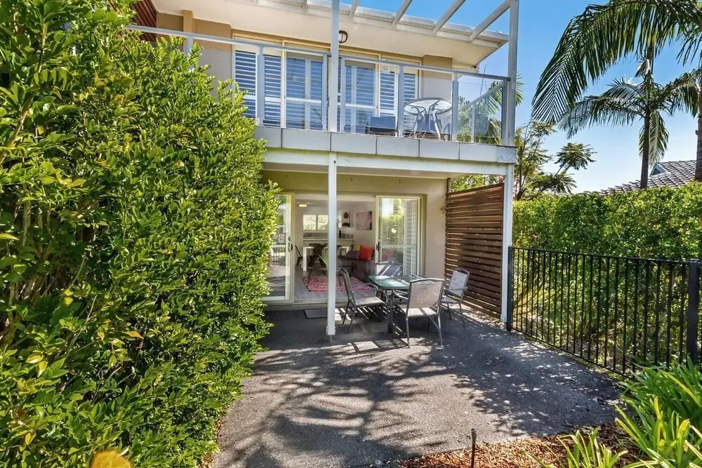 Pacific Blue Townhouse 351, 265 Sandy Point Road