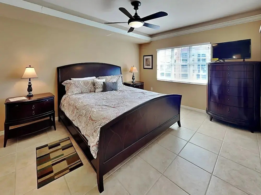 Bella Lago 423 by Distinctive Beach Rentals