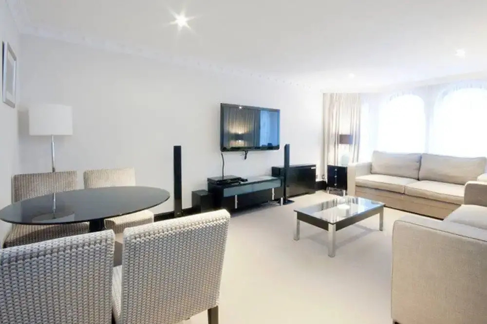 Stunning 1 Bed Luxury Serviced Apartment, Mayfair