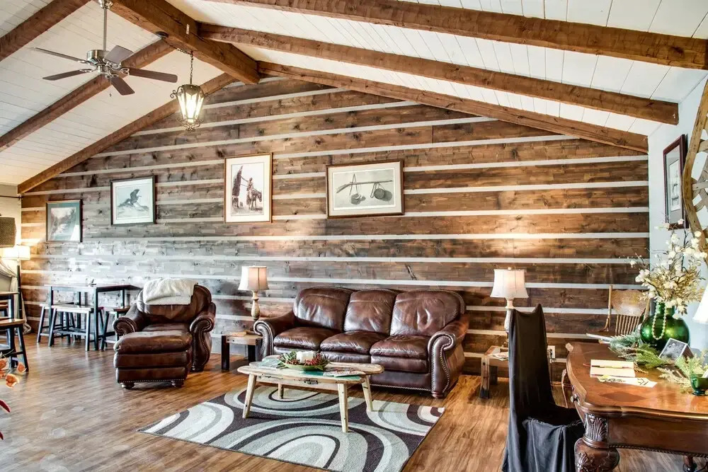 Cliff Dwellers Inn