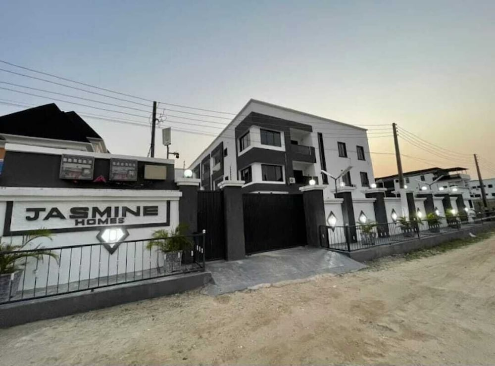 Jasmine Chidera Apartments