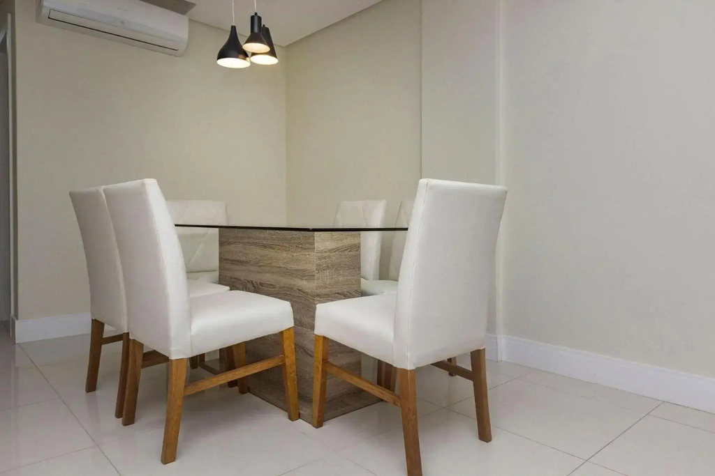 Porto Fino 106 - 200m da praia de Bombinhas - Roupas de cama & kit amenities - Ótimo custo-benefício