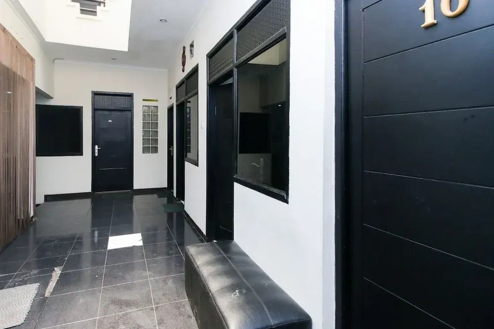 Airy Gatot Subroto 194 Bandung