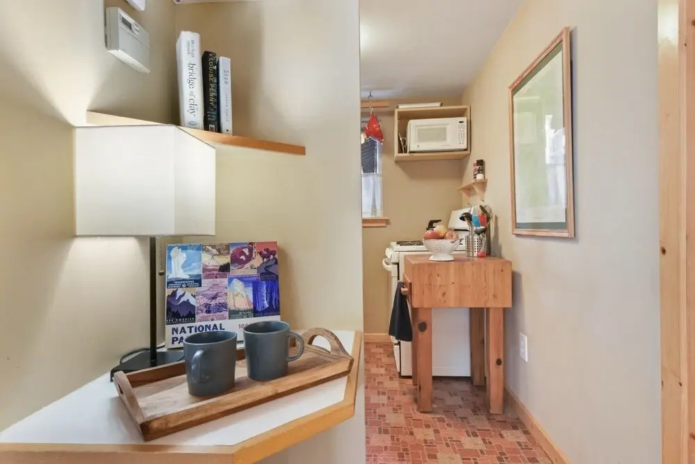 Pioneer Bungalow 1 Bedroom Bungalow by Redawning