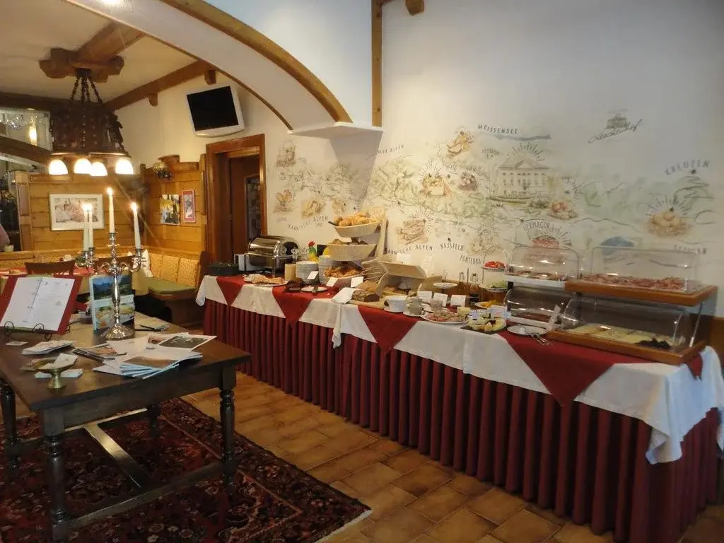 Biedermeier Schlössl Lerchenhof