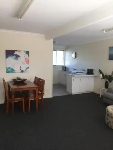 Old Pier Apartments