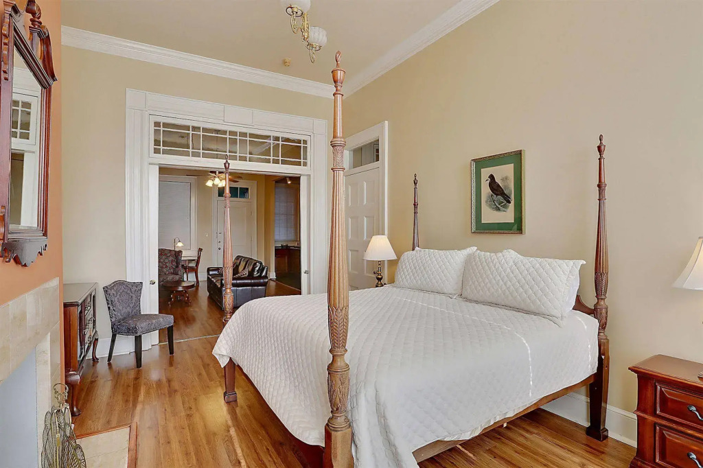 Grenoble House