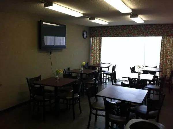 Neptune Park Inn
