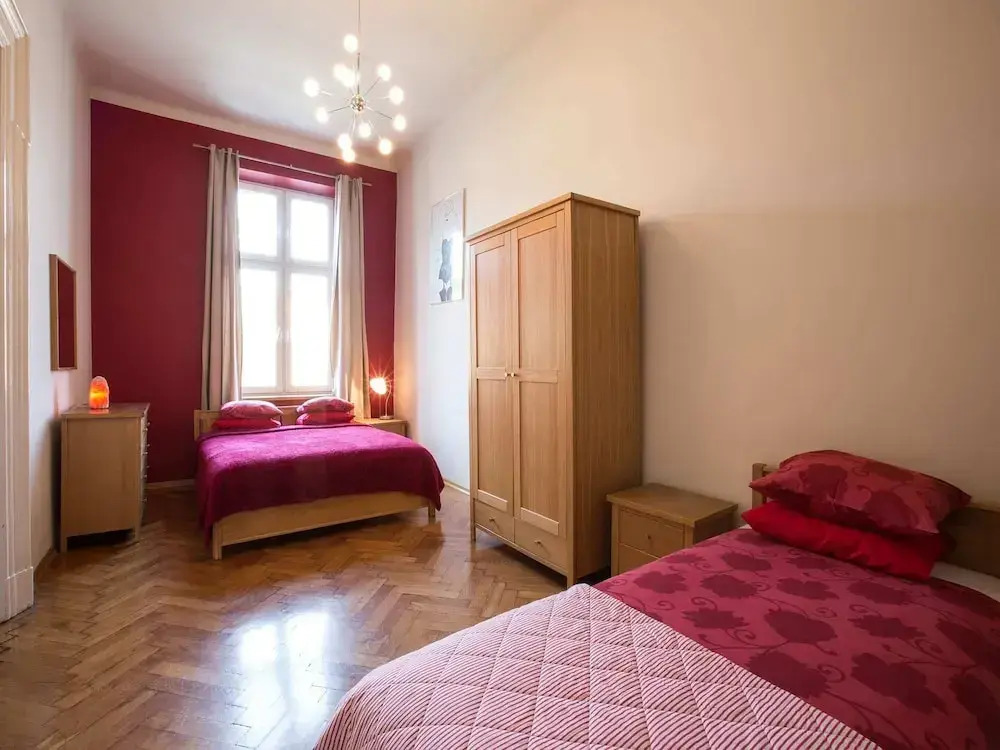 Airy and Sunny Apartment in the Centre of Krakow