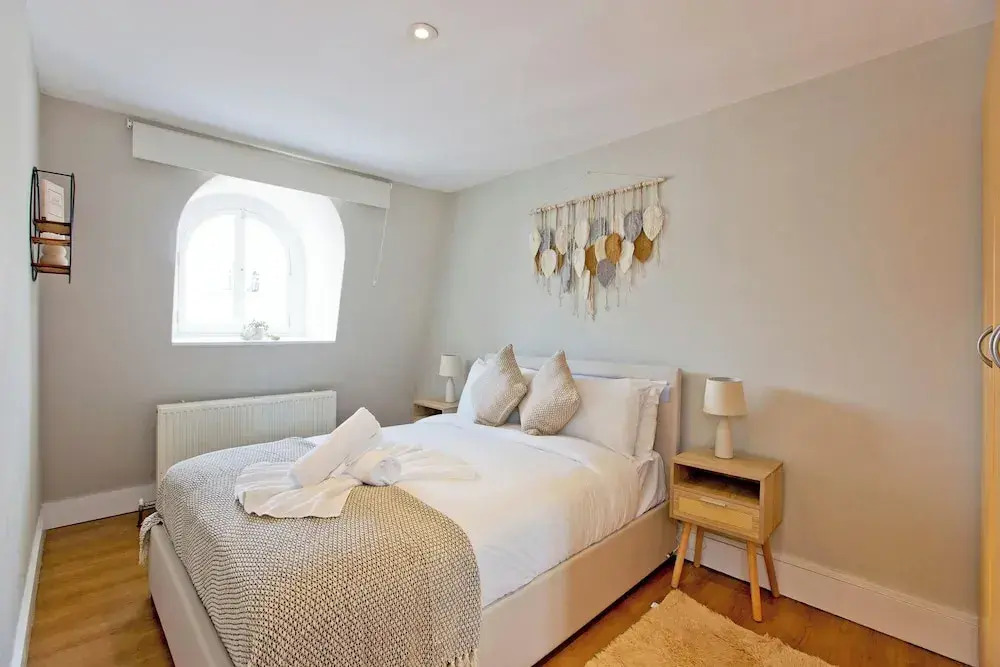 Imperial Hogarth Road Apartment
